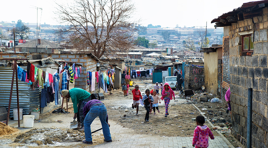 People are living there. Children play and adults work in Alexandra township, one of the poorest areas in Gauteng. Alex lies on the border of the wealthy suburb of Sandton, said to be the richest square mile in Africa. (CA Bloem, CC BY-NC-ND 2.0)
