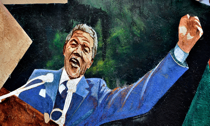 Street art in San Francisco shows Nelson Mandela addressing the massed crowds who greeted him on the Grand Parade in Cape Town after his release from Robben Island on 11 February 1990. (Julie Pimentel, CC BY-NC 2.0)