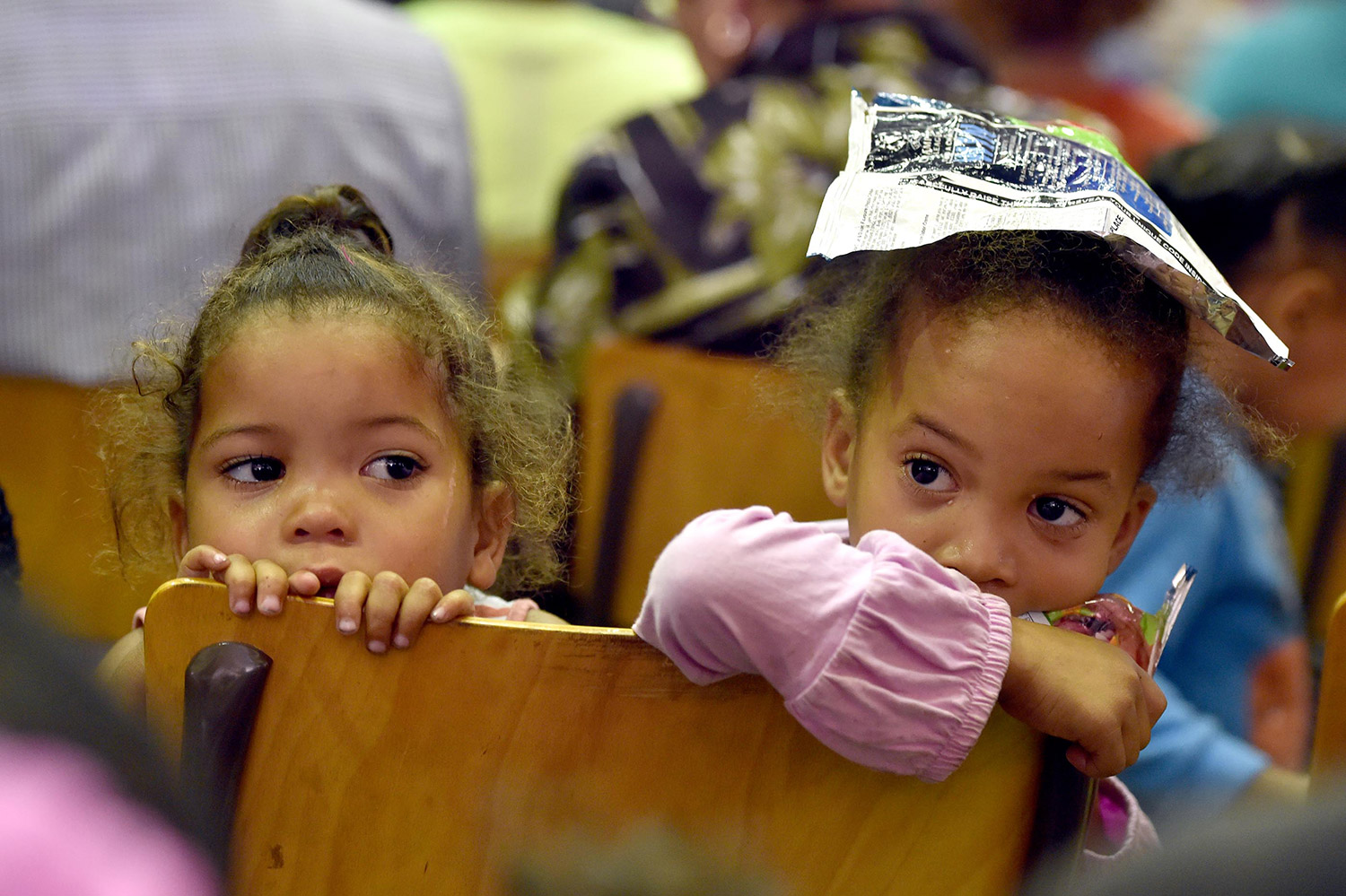 Kids at a community meeting in Elsies River, Cape Town. South Africa's Bill of Rights includes a section dedicated to the specific rights of children. (Image: GCIS)
